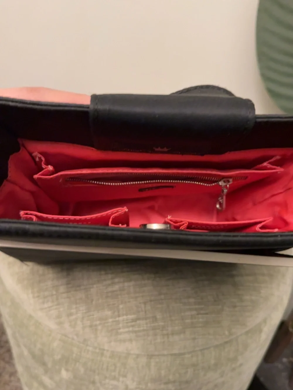 Vintage Elaine Turner Designs Black Structured Shoulder Bag Red Interior Y2K
